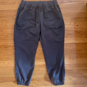 Gray Scrubstar jogger scrubs size Large Petite